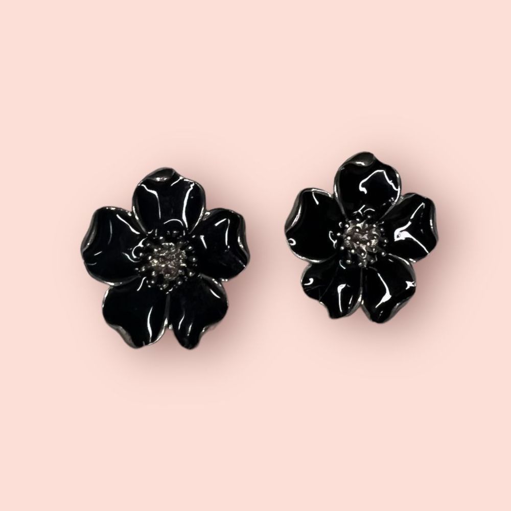 Black enamel flower earrings